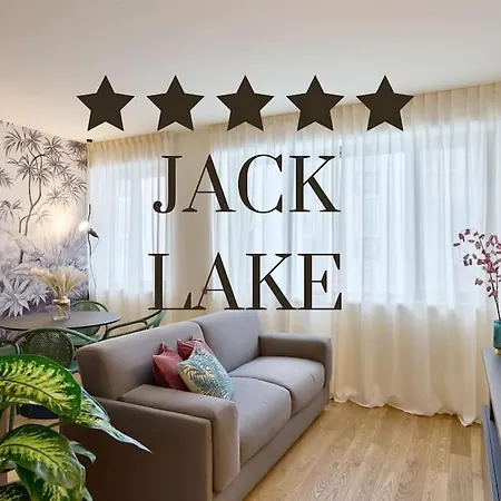 Jack Lake, A Stone's Throw From The Apartment Como