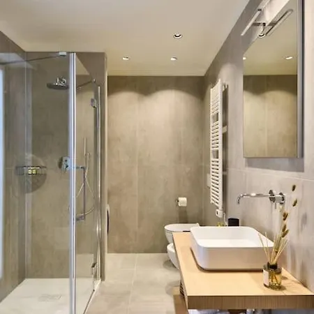 Jack Lake, A Stone's Throw From The アパート コモ